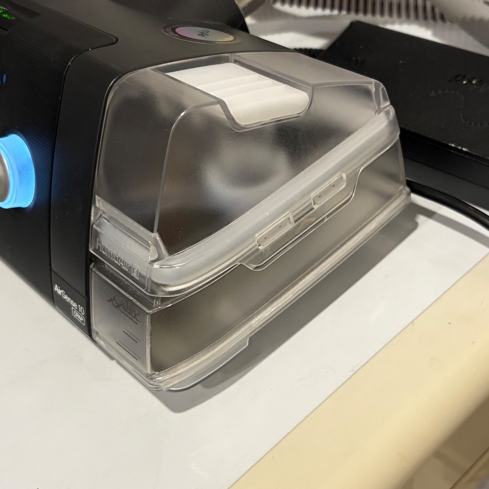 ResMed AirSense 10 CPAP Machine Modem with Humidifier and ClimateLine Tube -READ - Picture 11 of 16